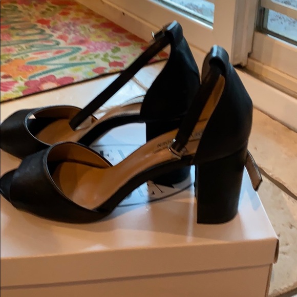 Steve Madden heels - Picture 2 of 4